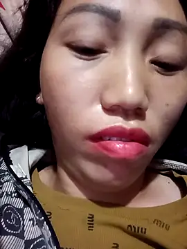 hot-luna- online show from February 20, 8:09 pm