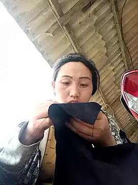 Snapshot of hot-luna- chatting on March 25, 9:15 am hot-luna- online show from March 25, 9:15 am