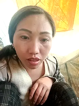 Snapshot of hot-luna- chatting on April 2, 7:50 am hot-luna- online show from April 2, 7:50 am