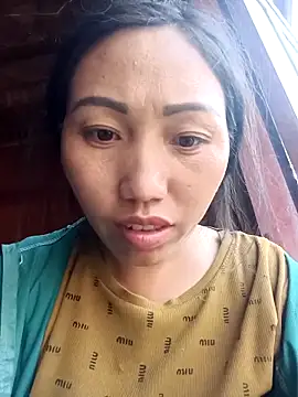Snapshot of hot-luna- chatting on April 12, 9:14 am hot-luna- online show from April 12, 9:14 am