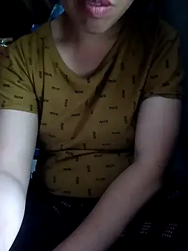 Snapshot of hot-luna- chatting on April 13, 10:10 am hot-luna- online show from April 13, 10:10 am
