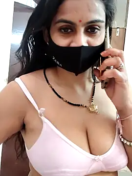 Snapshot of simran_sharma01 chatting on February 28, 6:36 am simran sharma01 online show from February 28, 6:36 am