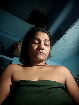 Hotty raghni online show from February 11, 3:50 pm