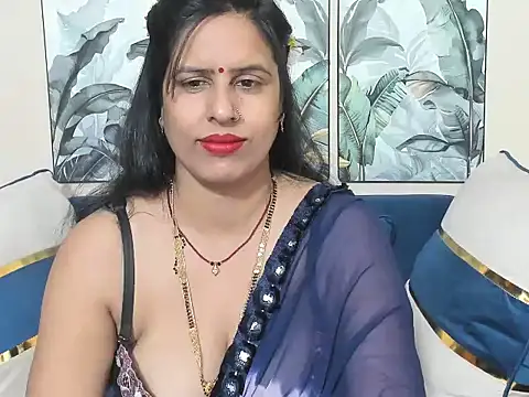 sara conorr online show from March 2, 5:08 am