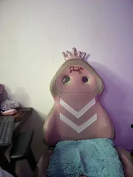 Snapshot of Miia__Taylor chatting on March 5, 2:29 am Miia Taylor online show from March 5, 2:29 am