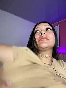 Snapshot of Miia__Taylor chatting on March 24, 2:27 am Miia Taylor online show from March 24, 2:27 am