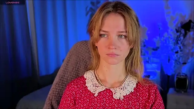 Snapshot of Crystal_Kris chatting on February 25, 5:50 am Crystal Kris online show from February 25, 5:50 am