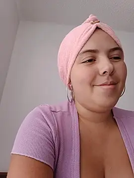lyss muller online show from August 1, 6:40 pm