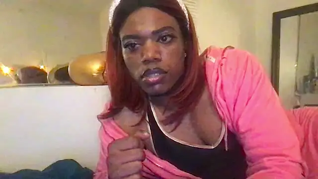 frenchiego online show from March 11, 7:47 am