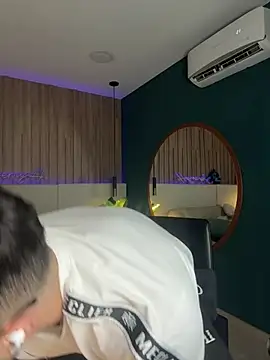 Snapshot of Jeremy_Harden chatting on March 1, 3:08 am Jeremy Harden online show from March 1, 3:08 am