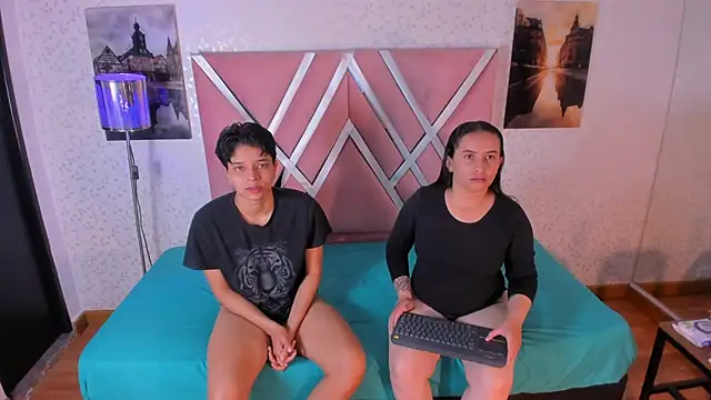 Snapshot of natasha_and_zoe chatting on February 26, 11:42 am natasha and zoe online show from February 26, 11:42 am