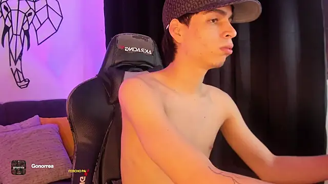 Snapshot of juan_posada chatting on February 2, 1:48 am juan posada online show from February 2, 1:48 am