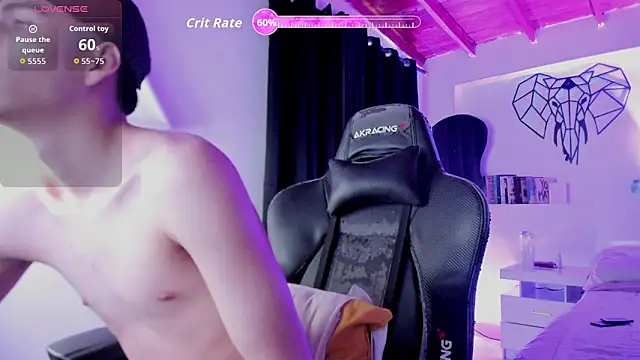 Snapshot of juan_posada chatting on February 27, 2:39 pm juan posada online show from February 27, 2:39 pm