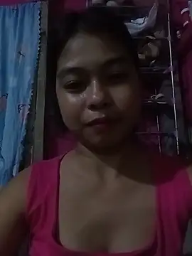 Snapshot of Heavens_night04 chatting on February 17, 2:35 pm Heavens night04 online show from February 17, 2:35 pm