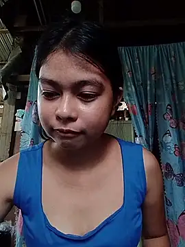 Snapshot of Heavens_night04 chatting on February 25, 2:54 am Heavens night04 online show from February 25, 2:54 am