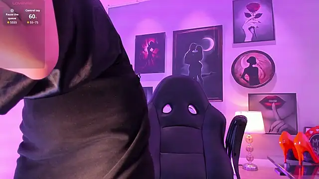 Snapshot of Gabriela_velle chatting on February 24, 8:29 pm Gabriela velle online show from February 24, 8:29 pm