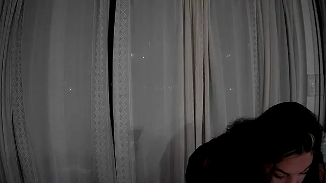 Snapshot of AlexisKayx chatting on February 8, 5:11 am AlexisKayx online show from February 8, 5:11 am