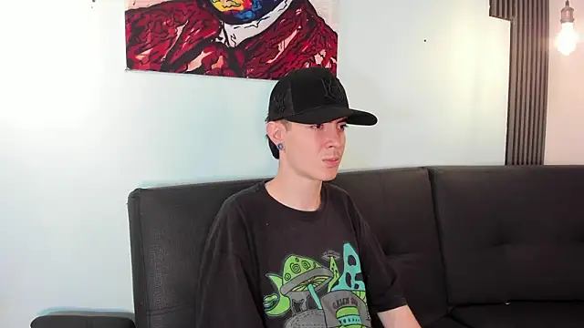 Lio      online show from February 16, 3:35 am