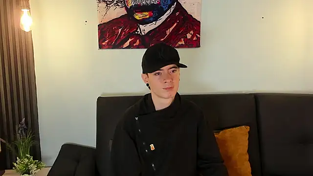 Lio      online show from February 22, 4:02 am