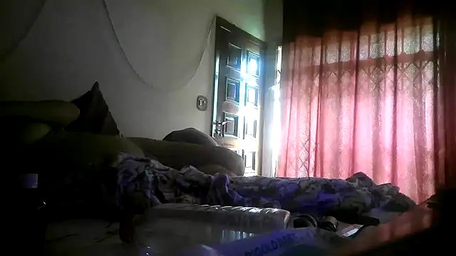 Snapshot of bialoba7 chatting on November 8, 4:29 pm bialoba7 online show from November 8, 4:29 pm