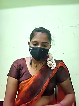 Snapshot of Tamil_Hot_Shana chatting on February 19, 6:37 pm Tamil Hot Shana online show from February 19, 6:37 pm