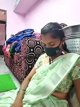 Snapshot of Tamil_Hot_Shana chatting on February 20, 6:26 am Tamil Hot Shana online show from February 20, 6:26 am