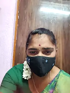 Snapshot of Tamil_Hot_Shana chatting on April 5, 5:54 pm Tamil Hot Shana online show from April 5, 5:54 pm