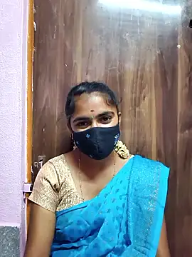 Snapshot of Tamil_Hot_Shana chatting on April 10, 3:34 am Tamil Hot Shana online show from April 10, 3:34 am