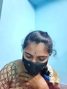 Snapshot of Tamil_Hot_Shana chatting on April 15, 9:48 pm Tamil Hot Shana online show from April 15, 9:48 pm