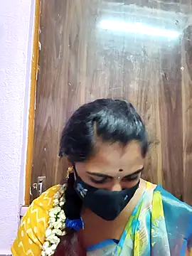 Snapshot of Tamil_Hot_Shana chatting on April 21, 2:26 am Tamil Hot Shana online show from April 21, 2:26 am