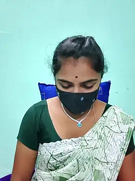 Snapshot of Tamil_Hot_Shana chatting on April 28, 2:33 pm Tamil Hot Shana online show from April 28, 2:33 pm
