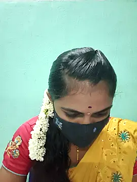 Snapshot of Tamil_Hot_Shana chatting on May 12, 1:30 pm Tamil Hot Shana online show from May 12, 1:30 pm
