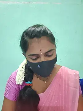 Snapshot of Tamil_Hot_Shana chatting on May 21, 3:57 am Tamil Hot Shana online show from May 21, 3:57 am