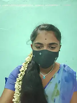 Snapshot of Tamil_Hot_Shana chatting on May 27, 4:42 am Tamil Hot Shana online show from May 27, 4:42 am