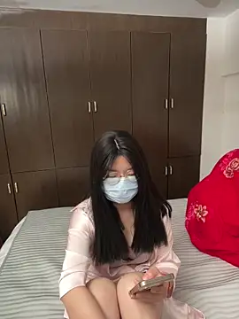 xinxin201201 online show from March 5, 5:42 pm