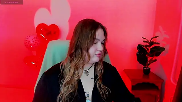 Snapshot of Sofiawetsweet chatting on February 11, 7:13 am Sofiawetsweet online show from February 11, 7:13 am