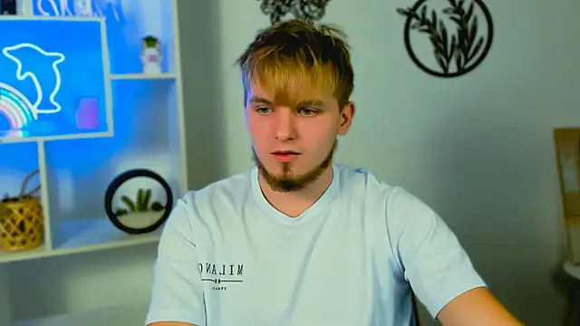 Snapshot of mark_sir chatting on February 25, 8:07 pm mark sir online show from February 25, 8:07 pm