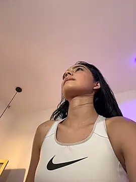 Doll Alaia  online show from February 27, 7:47 pm