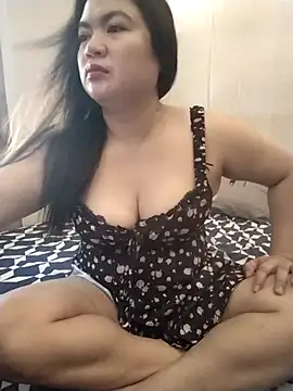 Zyramae 25 online show from April 14, 5:35 am