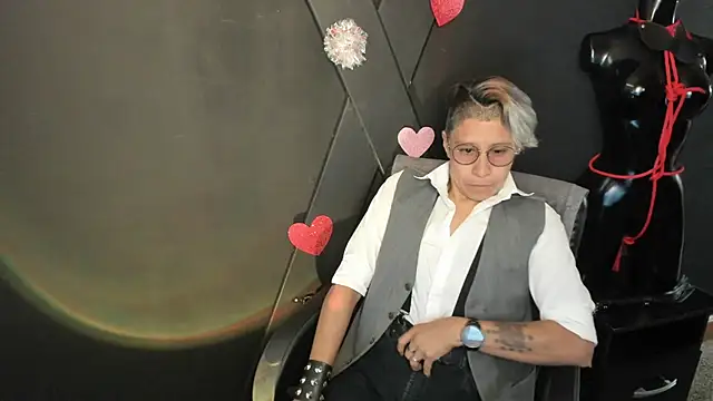 Snapshot of Kali_Panther chatting on February 10, 1:37 pm Kali Panther online show from February 10, 1:37 pm