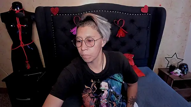 Snapshot of Kali_Panther chatting on February 14, 2:25 pm Kali Panther online show from February 14, 2:25 pm