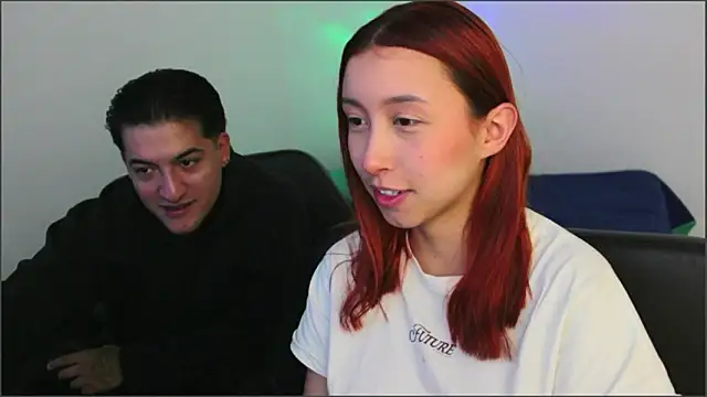 Snapshot of RoseSinsDonViktor chatting on February 21, 3:35 pm RoseSinsDonViktor online show from February 21, 3:35 pm