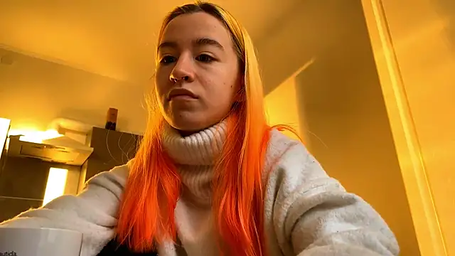 EmilyHein online show from February 21, 6:14 am