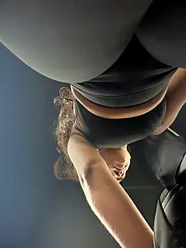 LunaHeat online show from March 17, 3:04 pm