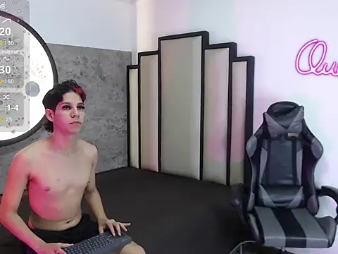 Snapshot of Philipp-Jones chatting on February 21, 11:55 am Philipp-Jones online show from February 21, 11:55 am