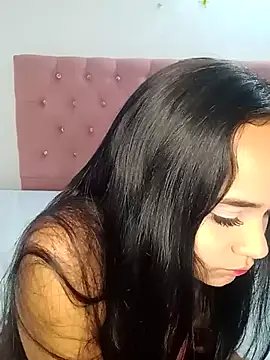 Snapshot of Maria_x_Alejandra chatting on July 10, 8:33 pm Maria x Alejandra online show from July 10, 8:33 pm