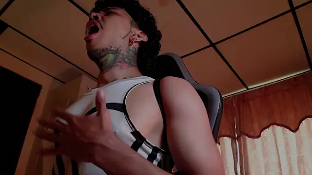 D3v1L88 online show from February 18, 4:03 pm