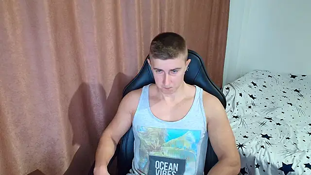 TodMusclePower9 online show from February 3, 6:40 am