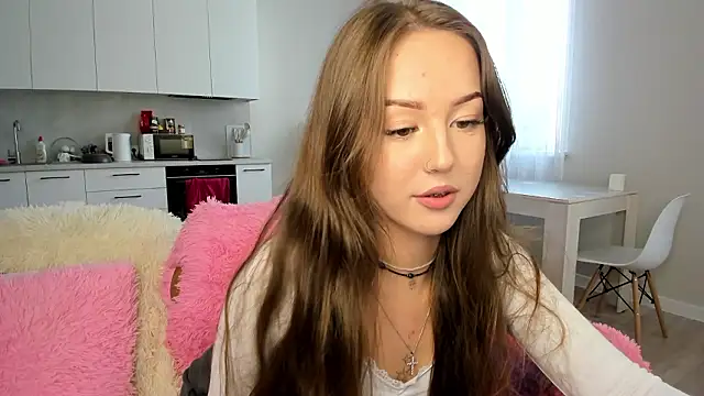 Snapshot of G0od_girl chatting on February 25, 8:35 am G0od girl online show from February 25, 8:35 am