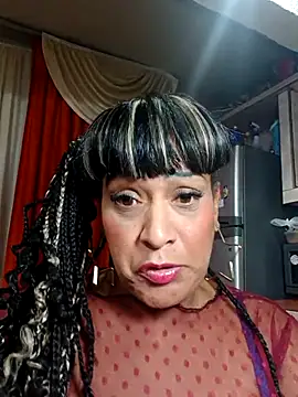 Snapshot of SabrinaColin chatting on February 3, 3:15 am SabrinaColin online show from February 3, 3:15 am